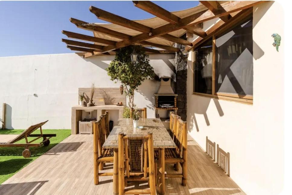 Villa La Isla By Rentaholidayslanzarote Playa Blanca  Exterior photo